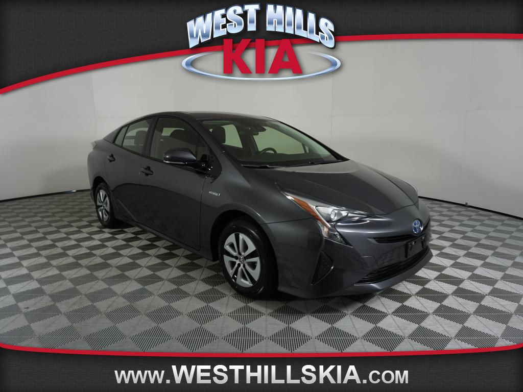 Pre Owned 2018 Toyota Prius Two Eco Fwd 4 Door Hatchback